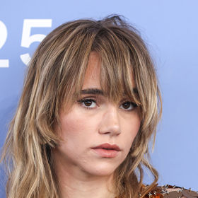 Propadla jí i herečka Suki Waterhouse