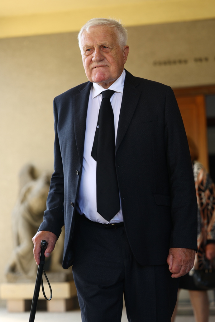 Rozloučit se přišel Václav Klaus.