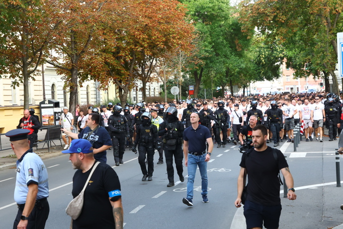 Výkop se koná 30. srpna ve 20:00. 