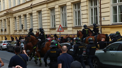 FOTO: Byla zařízena zvýšená bezpečnost.