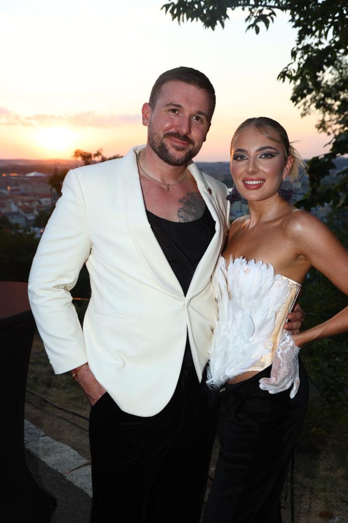 Zamilovaný pár Aneta Šimečková a Jiří Pikrt.