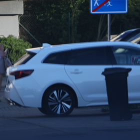 Lela Ceterová dostala nové auto.