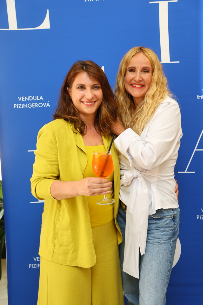 Vendula Pizingerová s Martinou Pipkovou Loudovou. 