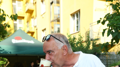 FOTO: Rozjetý Ondřej Trojan na premiéře dokumentu Dvě deci tuše.