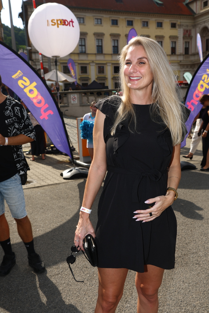 Mia Kirchnerová ukázala své těhotenské bříško. 