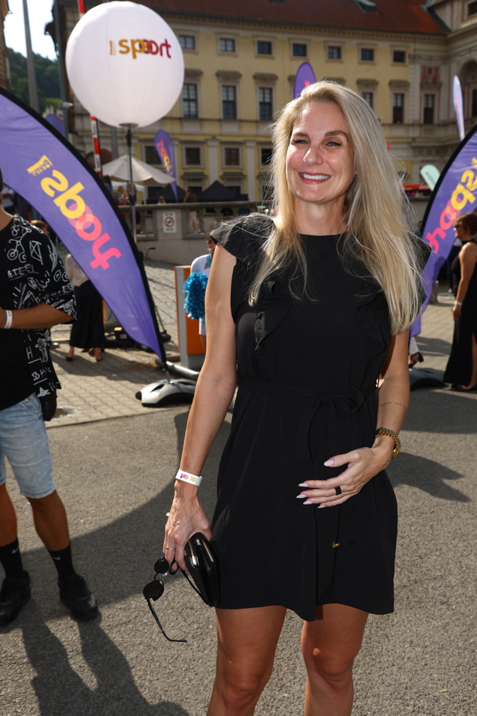Mia Kirchnerová je výherkyní druhé řady Zrádců. 