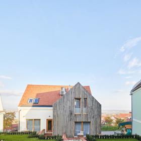 Kdysi obyčejný venkovský dům. Dnes je Pohárek v Pavlově inspirací pro každého, kdo miluje přírodní materiály