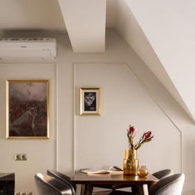 Takové bydlení byste v Zakopaném nečekali. Místo typického rustikálního stylu přináší elegantní art deco