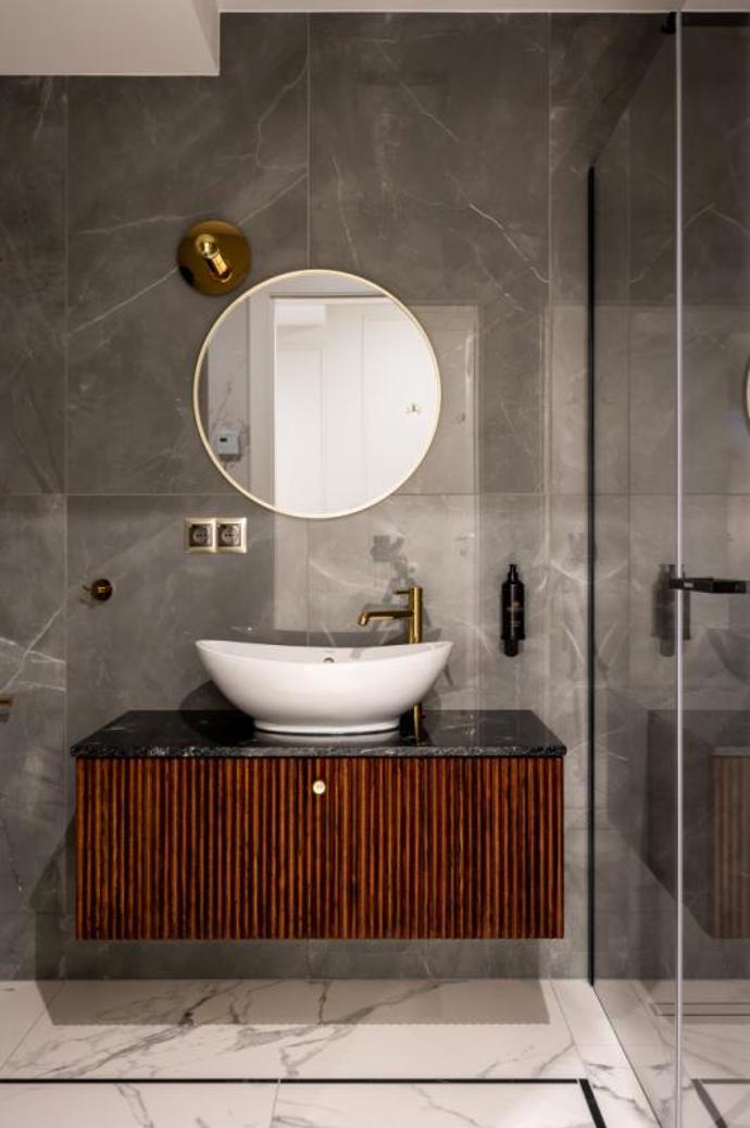 Takové bydlení byste v Zakopaném nečekali. Místo typického rustikálního stylu přináší elegantní art deco Takové bydlení byste v Zakopaném nečekali. Místo typického rustikálního stylu přináší elegantní art deco