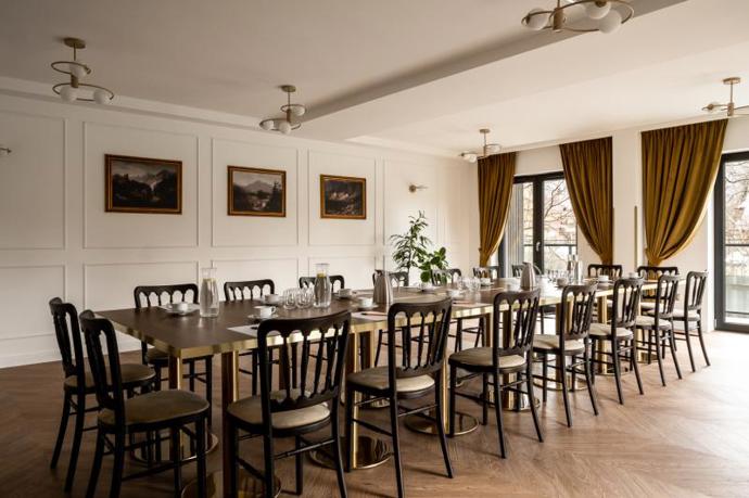 Takové bydlení byste v Zakopaném nečekali. Místo typického rustikálního stylu přináší elegantní art deco Takové bydlení byste v Zakopaném nečekali. Místo typického rustikálního stylu přináší elegantní art deco