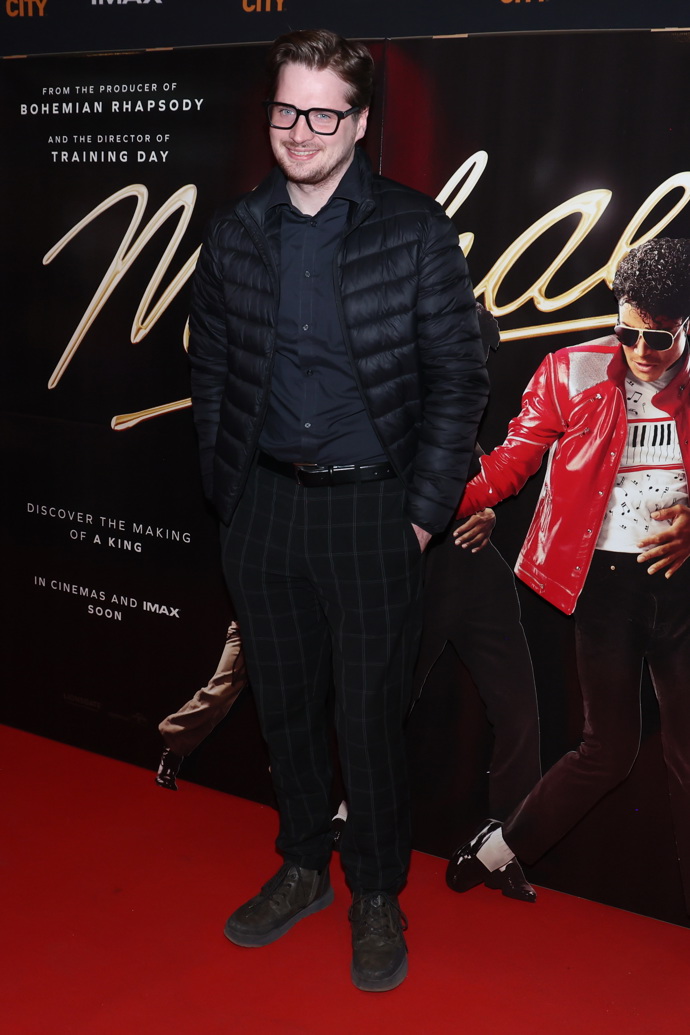 Libor je sice single, ale i tak rád chodí do společnosti - nedávno například na premiéru filmu o Michaelu Jacksonovi.