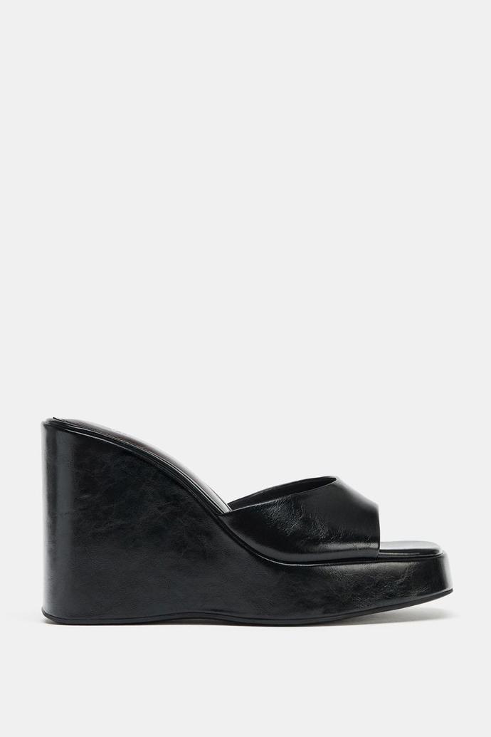 Sandály na klínovém podpatku, Zara, 849 Kč