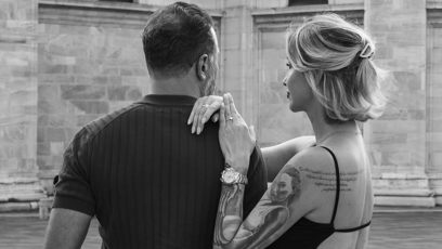FOTO: Dominika vypadá vedle svého budoucího muže šťastná.
