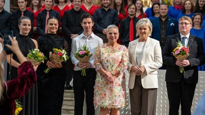 FOTO: Fanoušci pochválili vizáž i outfit Evy Pavlové a Dagmar Peckové.