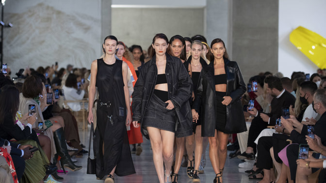  

Max Mara S/S 2022
