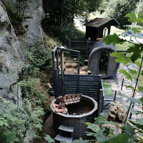 Posilovna, sauna, vinný sklep... Chata Pod Jezevčí skálou je plná nečekaných překvapení