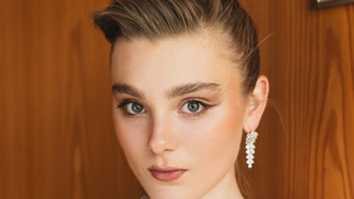 Kateřina Falbrovástyling: @alexanderlindovhair: @shuuemura_artofhair @michaelarasovamake-up: @armanibeauty @douglasczech @mua_marketa_rihovaasistent stylingu: @markohubašaty: @veronikakostkovaweddingatelieršperky: @apart.czboty: @cccshoesbags