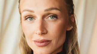 Veronika Kašákovášaty: vlastníhair: @shuuemura_artofhair @mirka_mysickamake-up: @mua_marketa_rihova @armanibeauty @douglasczech Veronika Kašákovášaty: vlastníhair: @shuuemura_artofhair @mirka_mysickamake-up: @mua_marketa_rihova @armanibeauty @douglasczech
