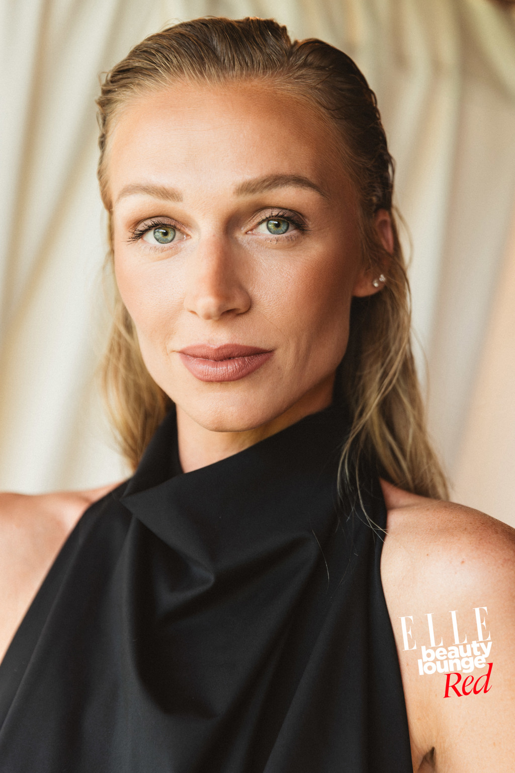 Veronika Kašákovášaty: vlastníhair: @shuuemura_artofhair @mirka_mysickamake-up: @mua_marketa_rihova @armanibeauty @douglasczech Veronika Kašákovášaty: vlastníhair: @shuuemura_artofhair @mirka_mysickamake-up: @mua_marketa_rihova @armanibeauty @douglasczech