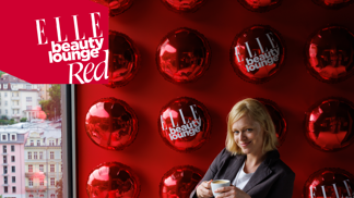 Nahlédněte do ELLE Beauty Lounge Red: Na kávu se stavila i Ester Geislerová.
Nahlédněte do ELLE Beauty Lounge Red: Na kávu se stavila i Ester Geislerová.