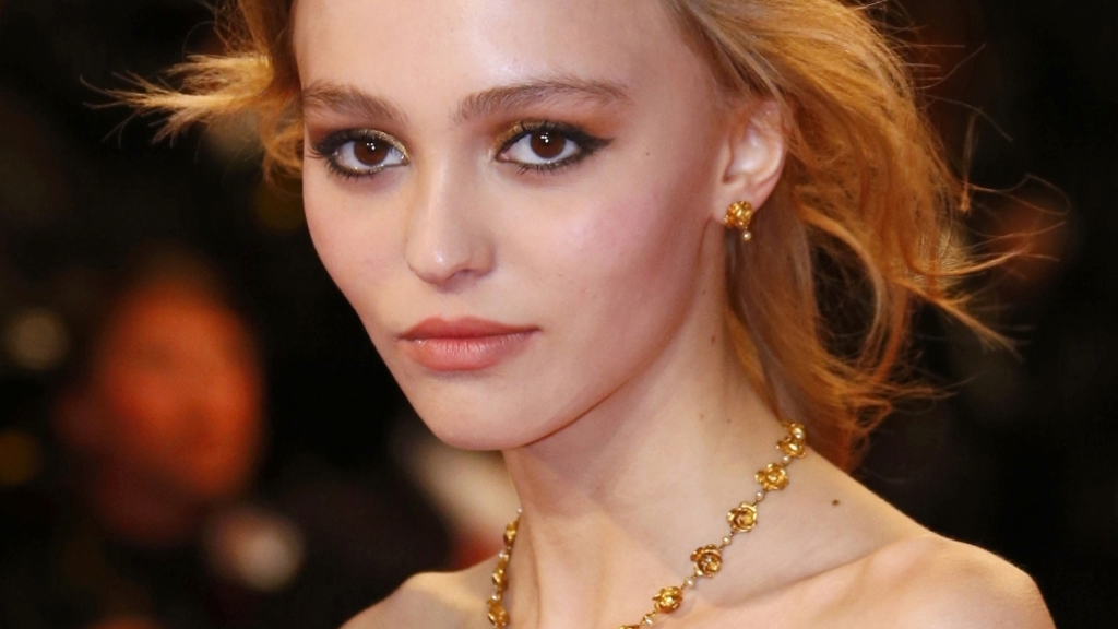Top beauty momenty v Cannes plus líčení krok za krokem podle Evy, Mélanie a Kristiny Top beauty momenty v Cannes plus líčení krok za krokem podle Evy, Mélanie a Kristiny
