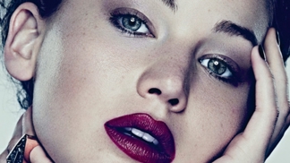 Proč se  Jennifer Lawrence naštvala sama na sebe kvůli penězům?