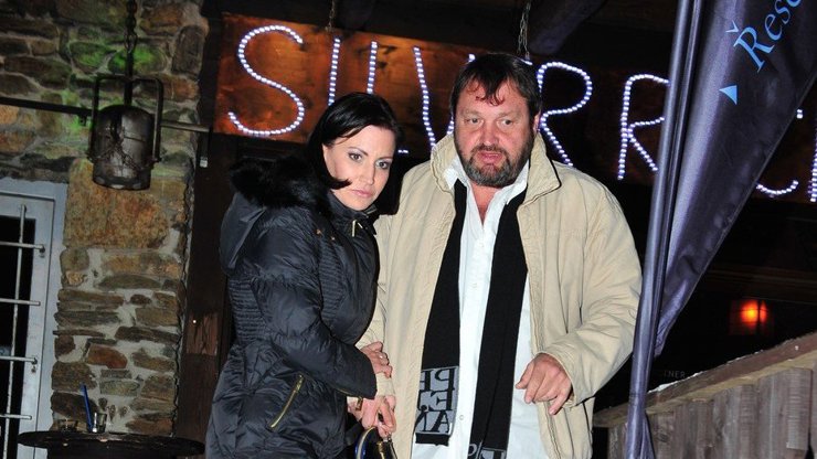 Gábina Partyšová je dlouhodobě podezřelá, že jezdí v prosinci do Špindlu bez lyží.