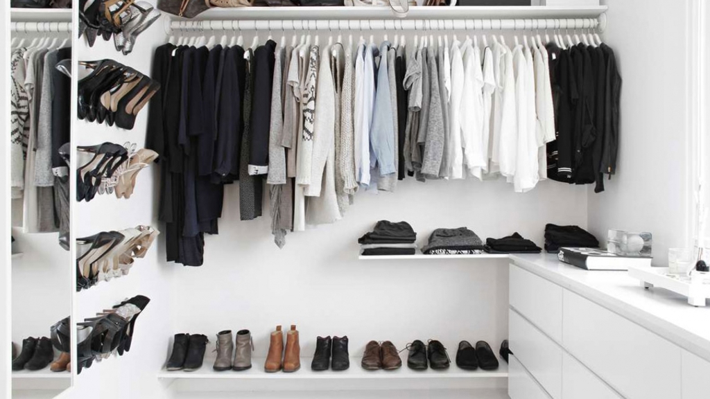 5 kroků k minimalismu v domácnosti podle metody KonMari 5 kroků k minimalismu v domácnosti podle metody KonMari