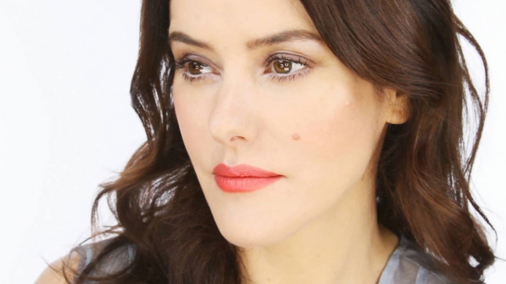 LISA ELDRIDGE: její videa hltají miliony fanynek! LISA ELDRIDGE: její videa hltají miliony fanynek!