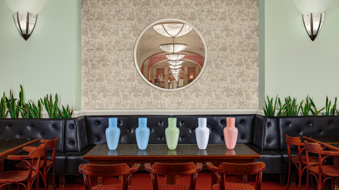 Cafe Louvre
