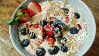 ELLE Menu: Letní smoothie bowl