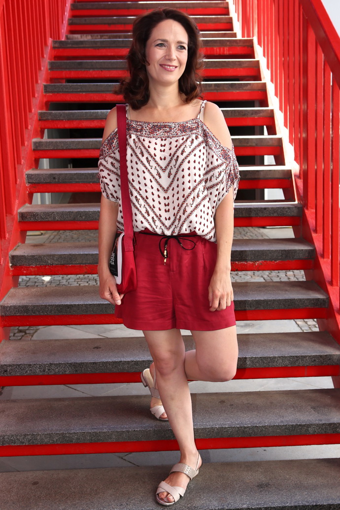 V ležérním outfitu v roce 2019 V ležérním outfitu v roce 2019