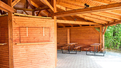 FOTO: Venkovní prostory restaurace jsou také vcelku velké.