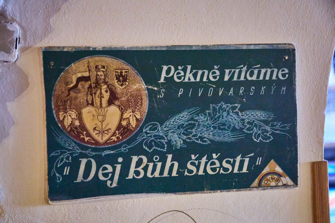 Výzdoba restaurace Plačkova. 