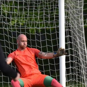 Fotbalový klub se se svým brankářem rozloučil dojemným vzkazem.