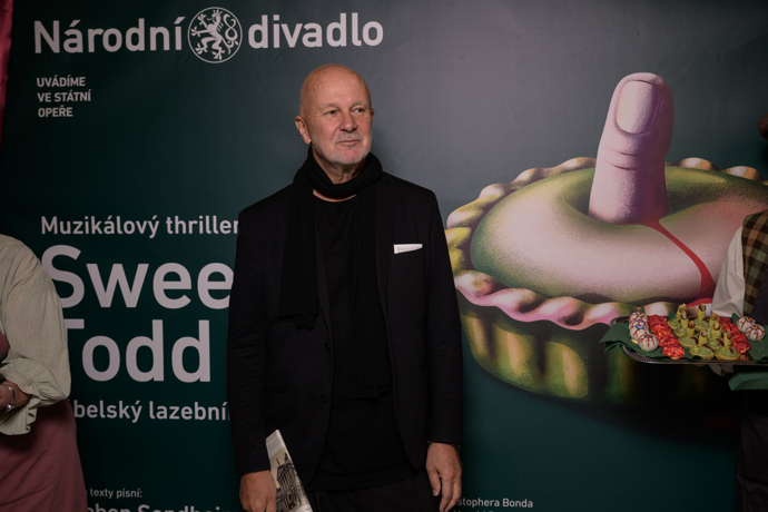 Ondřej Soukup vyrazil do společnosti.