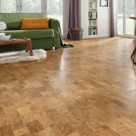 Korek z osmdesátek se vrací! Dnešní korkové podlahy jsou pohodlné i odolné a nabízejí mnoho barev a designů