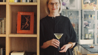 Champagne O’Clock: Eva Urbanová Champagne O’Clock: Eva Urbanová