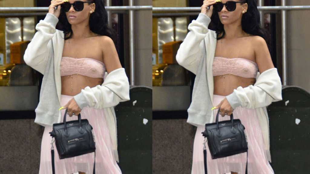 Posuďte sami: Rihanna ukázala vše, co mohla Posuďte sami: Rihanna ukázala vše, co mohla