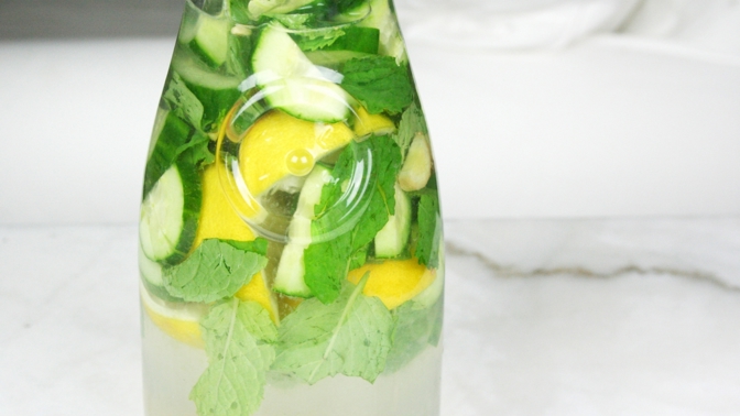 Sassy water: Záchrana vašeho plochého břicha do plavek