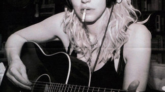Courtney Love prodává svůj šatník na eBayi