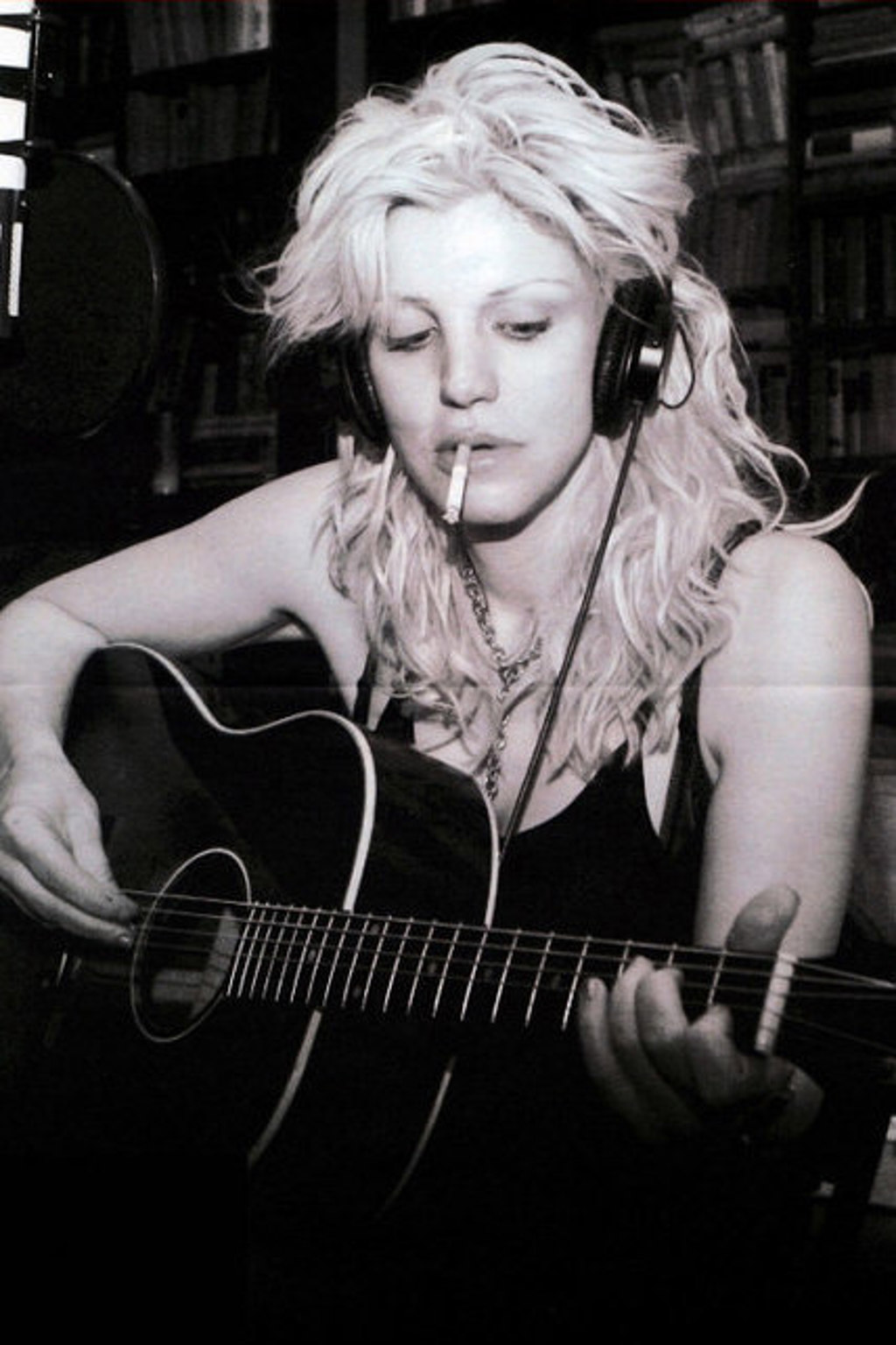 Courtney Love prodává svůj šatník na eBayi
