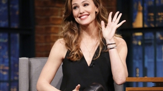 Jennifer Garner je zpět a vypadá božsky. Víme, jak to dělá