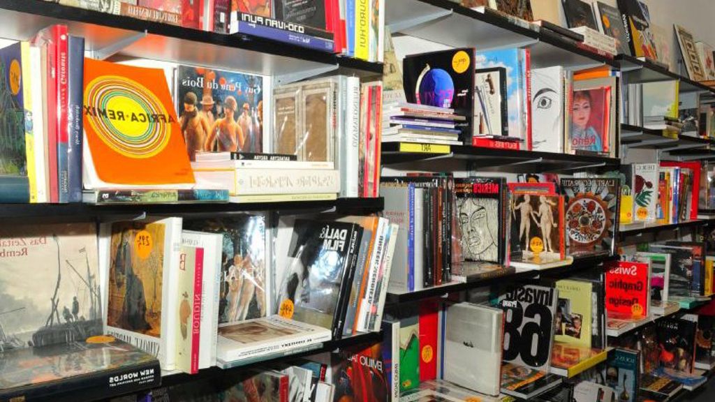 Praha má další knihkupectví se zahraniční literaturou