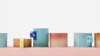 Šály Acne Studios inspirovaly jedinečnou kolekci domácího dekoru