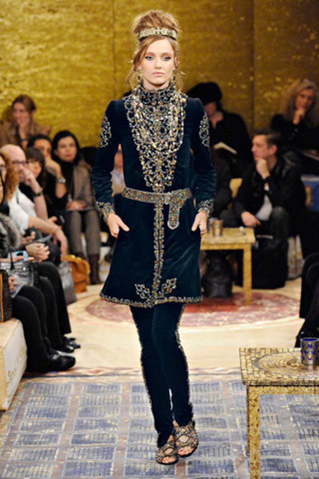 Karl Lagerfeld a jeho nová kolekce Chanel pre-fall 2011