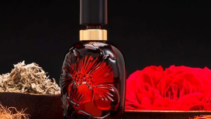 Kultovní parfém od Clinique: Aromatics Elixir