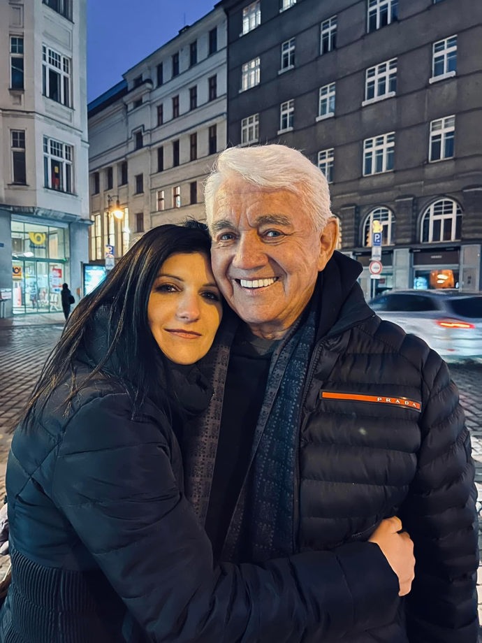 Přítelkyně René Zavorala Miriam Tejklová znala Jiřího Krampola.
