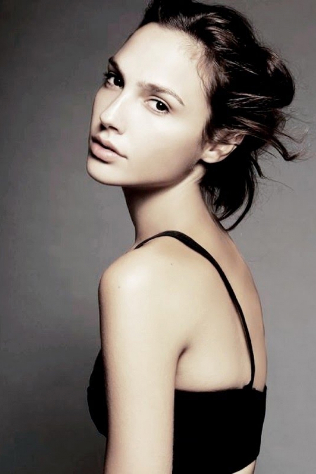 Izraelská modelka a herečka Gal Gadot & 6 zajímavostí