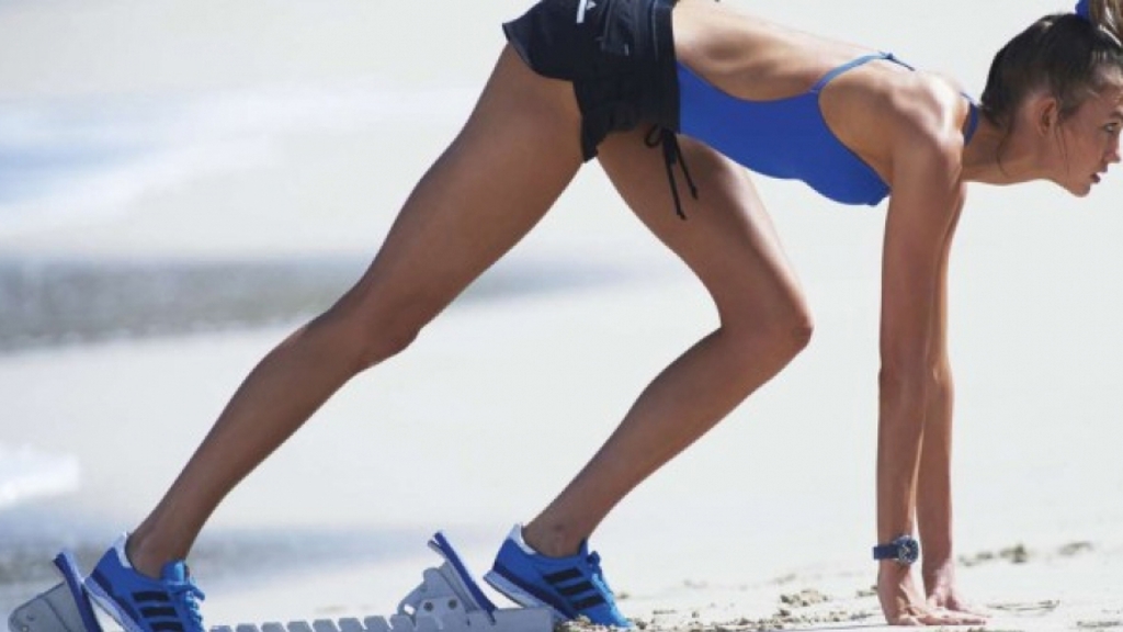 hELLE cvičí s Nike: šéfredaktorka Andrea Běhounková hELLE cvičí s Nike: šéfredaktorka Andrea Běhounková